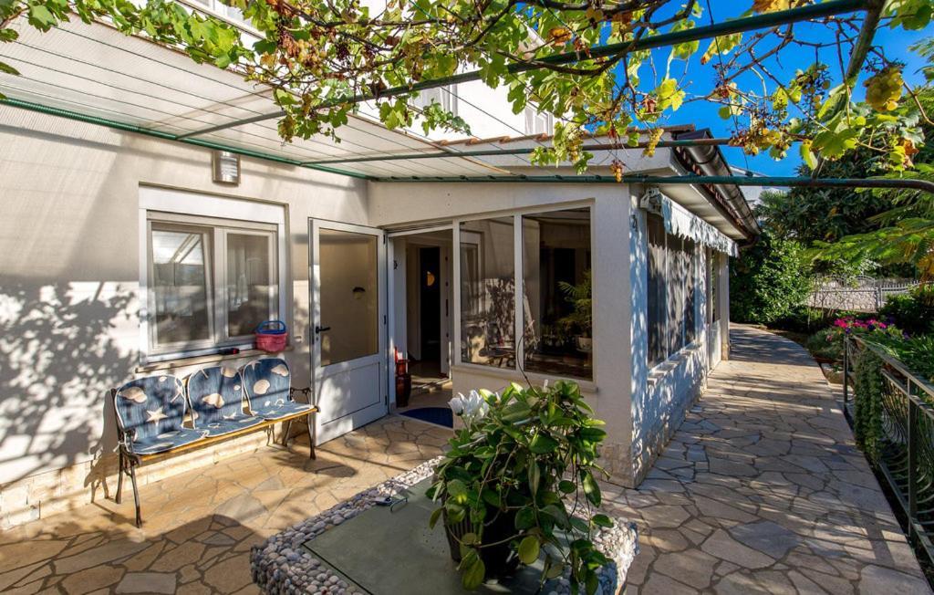 Vila House Noa Malinska Exteriér fotografie