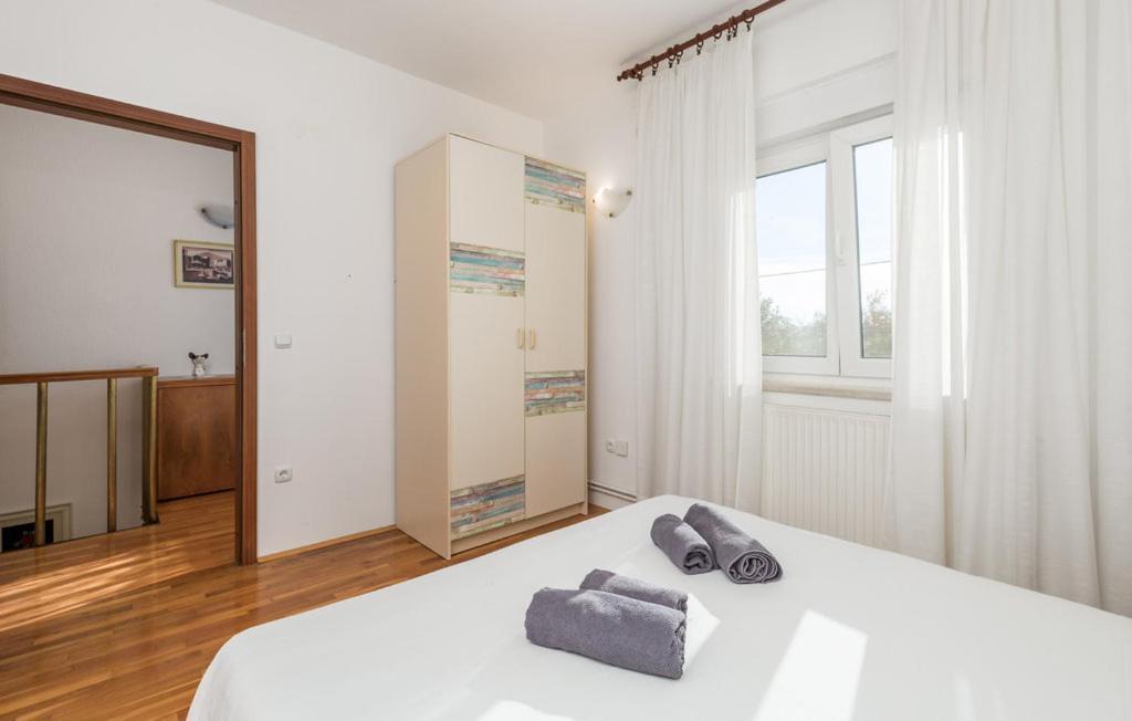 Vila House Noa Malinska Exteriér fotografie